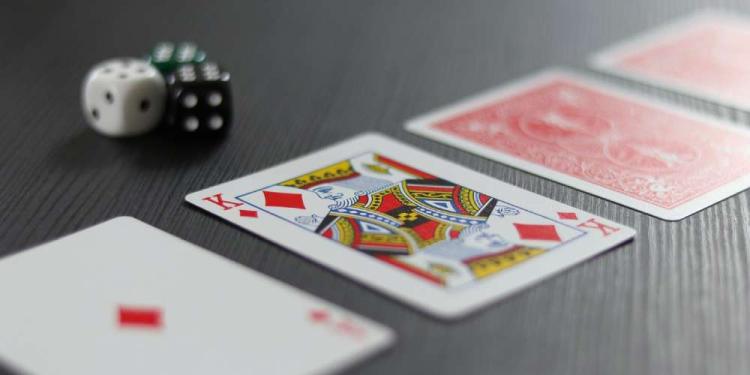 أفضل استراتيجيات لعبة البوكر اون لاين