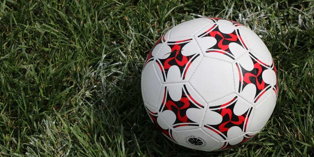 Dán Szuperliga 2025 fogadási tippek – Fogadj a legjobb szorzókkal