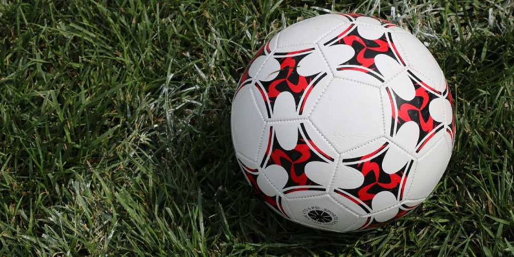 Ekstraklasa 2025 fogadási tippek – A legjobb szorzók a hónapra!