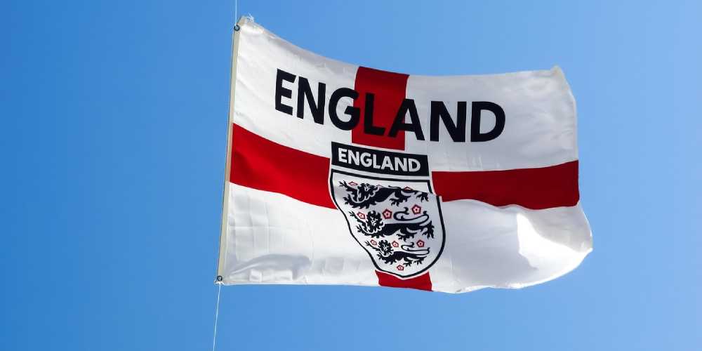 Angol labdarúgó-szuperkupa 2025 fogadási tippek és szorzók!