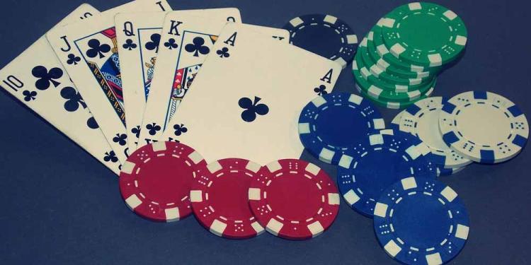A póker szabályai a legismertebb változatokban