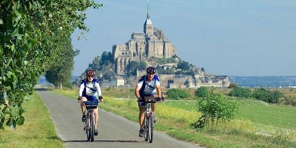 Pros on Bikes – Tourist Guide For Bike-Mad Amateurs and Pros Biking in France