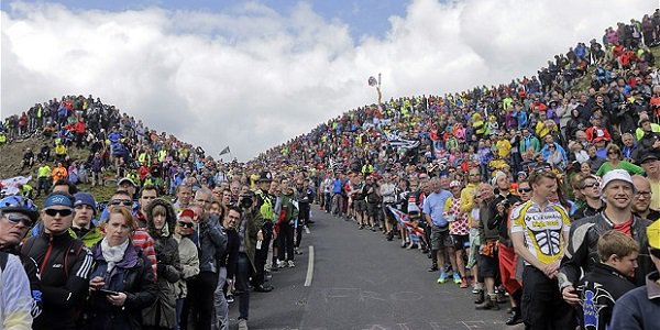 Pros On Bikes – The Tour de France in 21 Stages Of Glory
