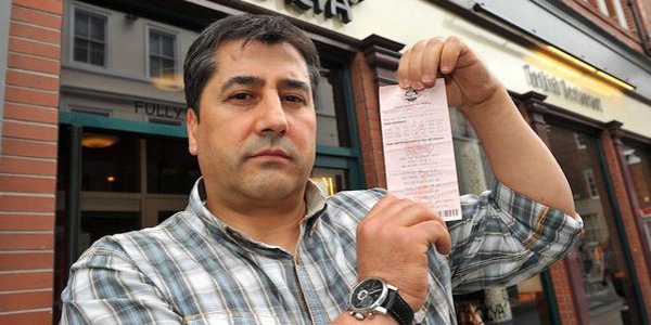 Waiter and Boss Have to Split His GBP 1 Million Lottery Win