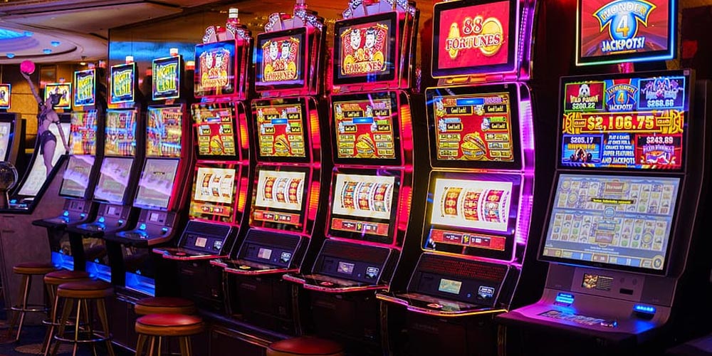 Big Slot Wins at Online and Land-Based Casinos That Will Blow Your Mind