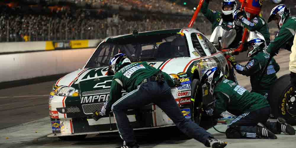 Bet on Darlington NASCAR Race Where the Popular American Car Race Continues This Weekend
