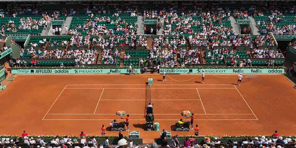 Roland Garros Women’s Odds: Halep Is the Favorite in the Absence of World No1