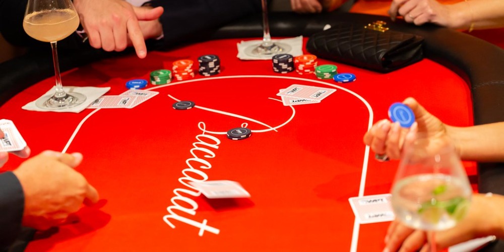 Why Casinos Love And Fear Baccarat