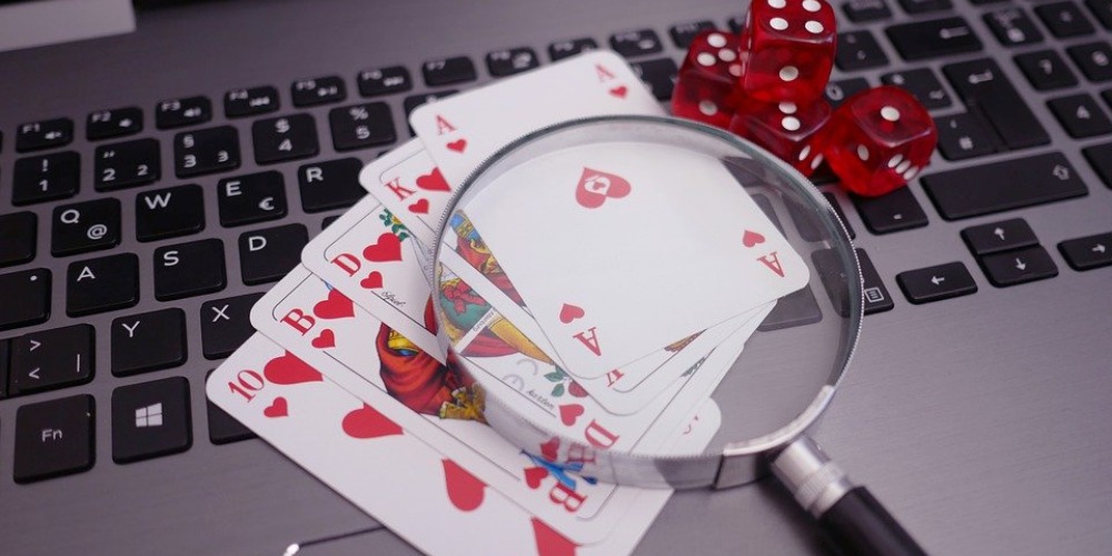 4 Of The Best Gambling Games To Play At Home