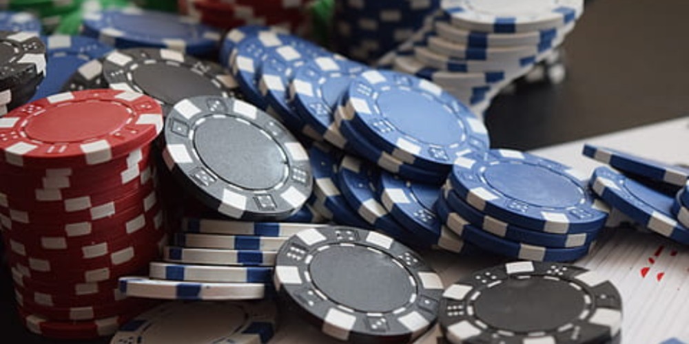 This Is How Poker Chips Are Made GamingZion