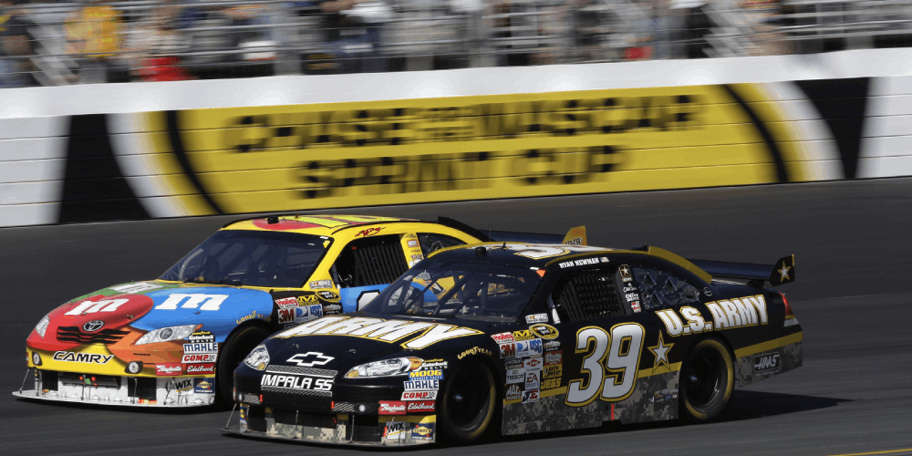 Kyle Larson and Hamlin Head To Head