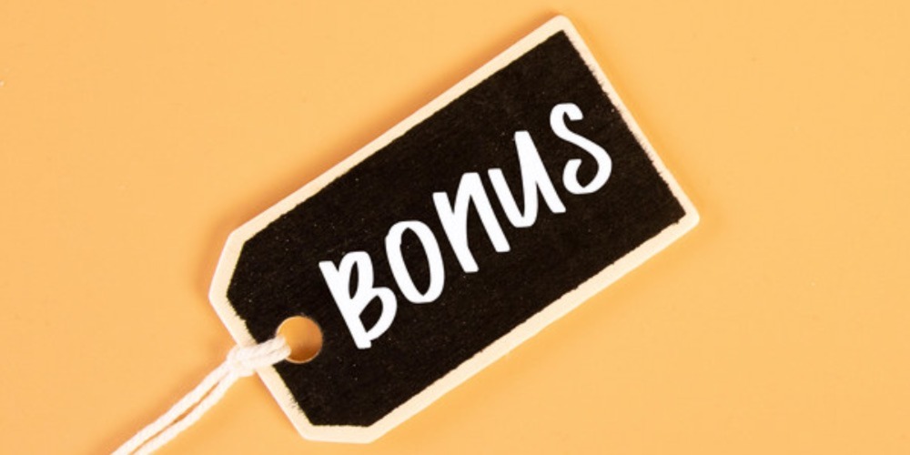 Things To Consider Before Claiming Online Casino Bonuses