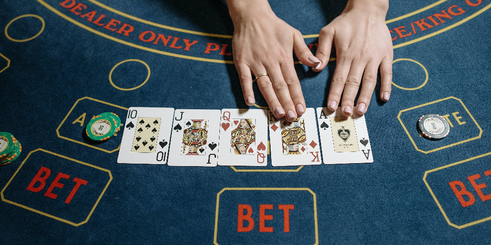 online poker rooms make money