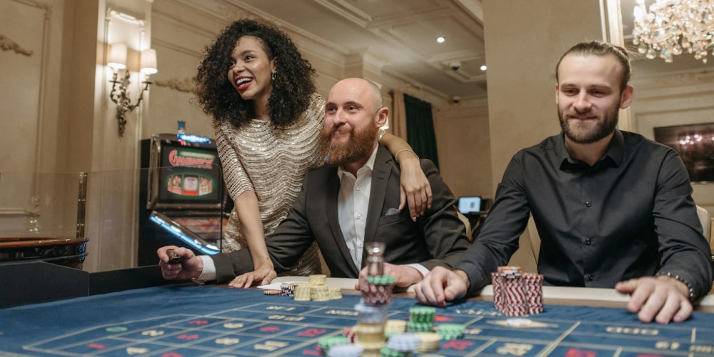 casino comps vs online bonuses