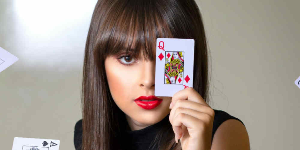 girl promoting video poker