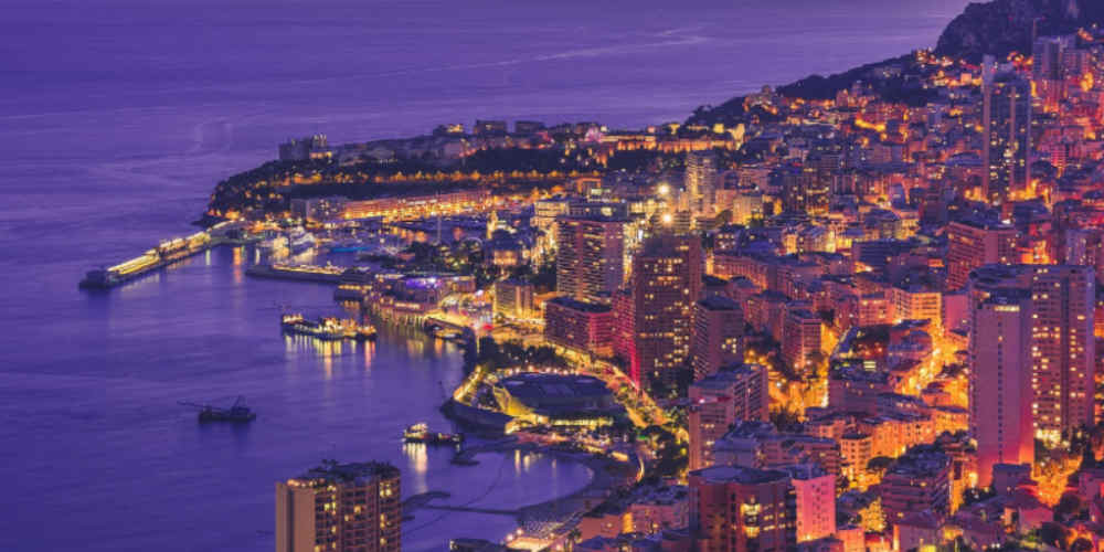 Monte Carlo by night