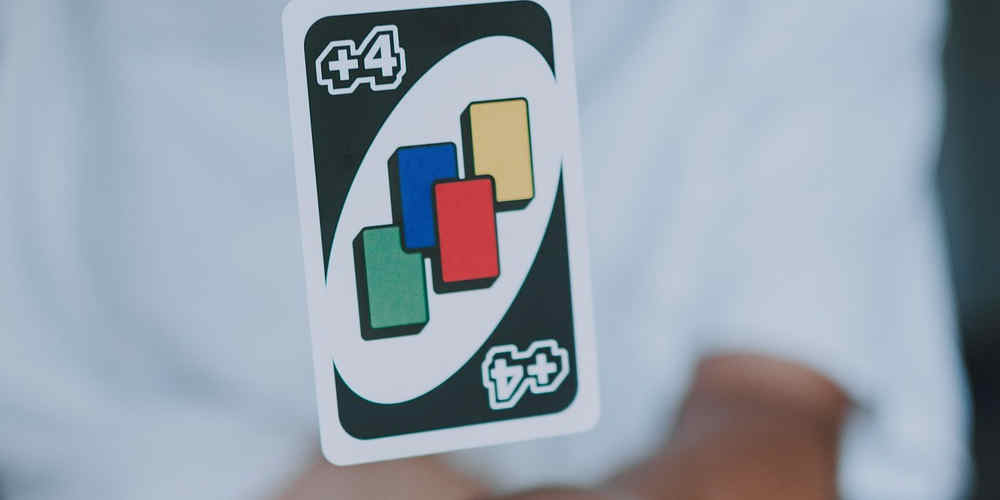 card games like snap represented with UNO card