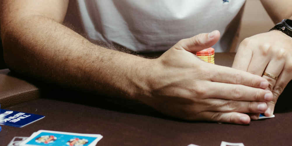 escelation at a poker tournament