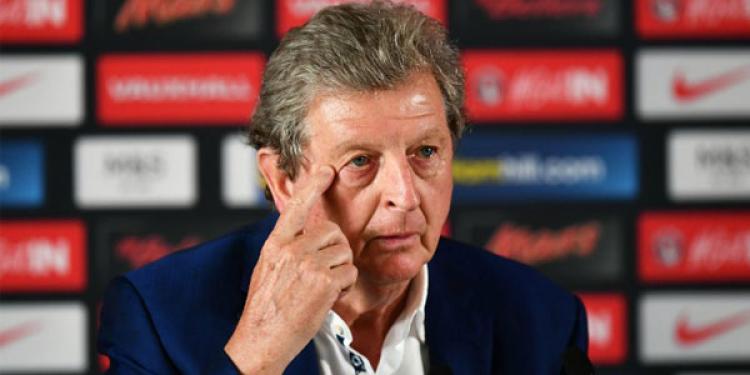 Who are the potential candidates for new England manager?