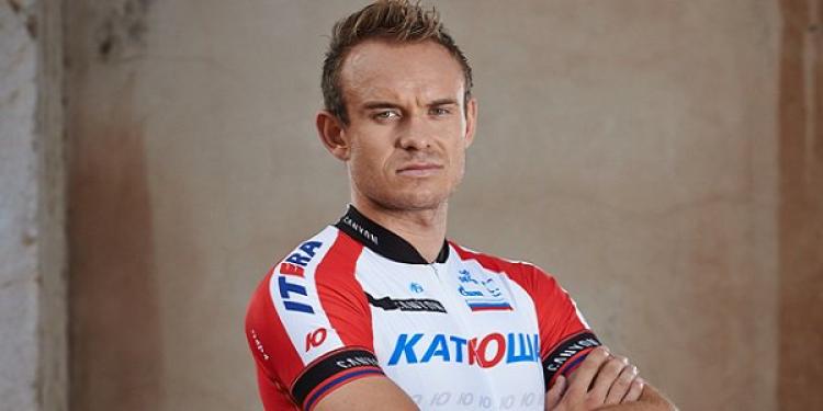 Norwegian Pipped To The Post As Cycling’s Ghosts Return