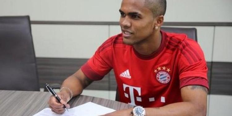 Bayern Munich Signs Douglas Costa