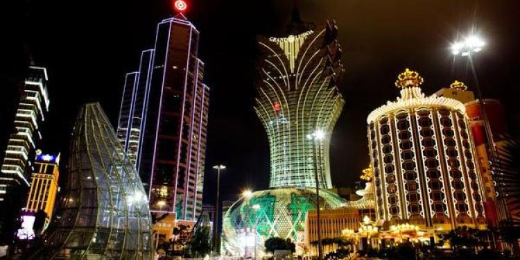 Gaming Revenues in Macau Plummet Causing First Time Fall in GDP
