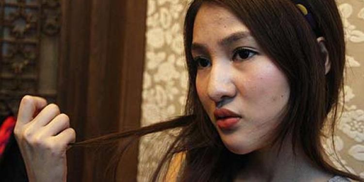 How an Ex-prostitute and Gambling Ring Member Ruined the Image of China’s Red Cross