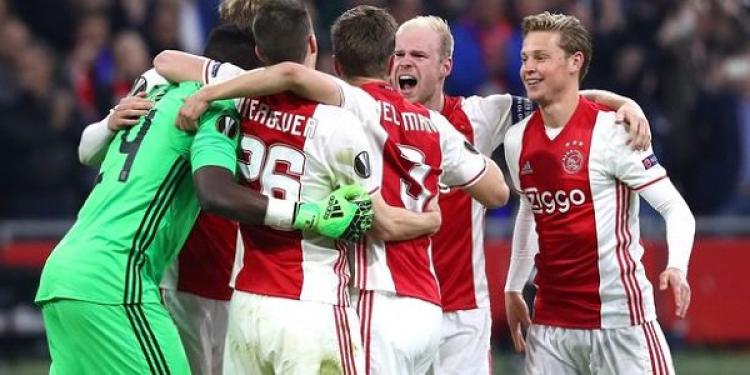 Find the Best Odds for Ajax v Lyon Tonight