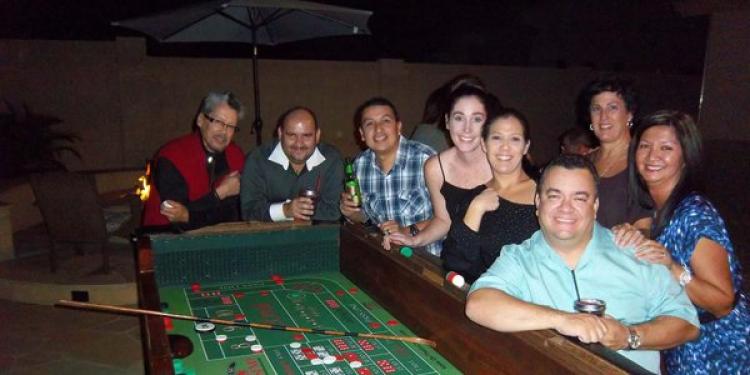 Little Pigeons Can Carry Great Messages: Small-timers Bid for New York Casinos