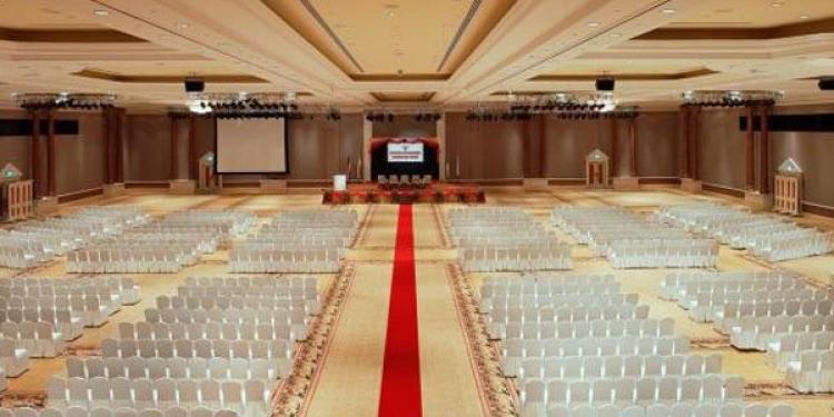 The Three Worst Wedding Venues and One Unbelievable Gem