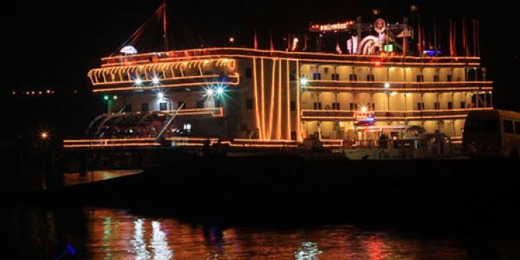 Politicians Want to Relocate Offshore Casinos Operating in the Mandovi River