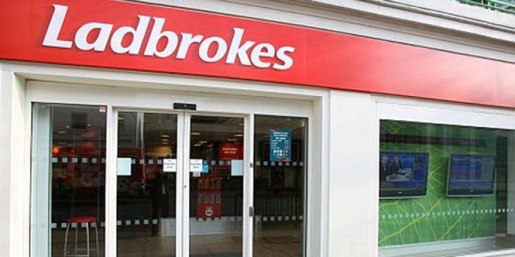 Ladbrokes Troubles From Last Year Continue Due to Upgrades in Online Offering
