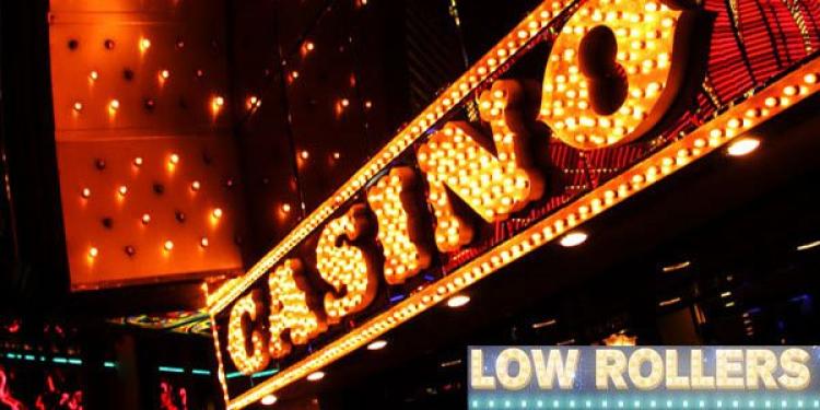 Low-Rollers Drive Macau’s Gargantuan Casino Profits