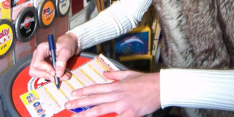 Lottery Winners Want Washing Machines