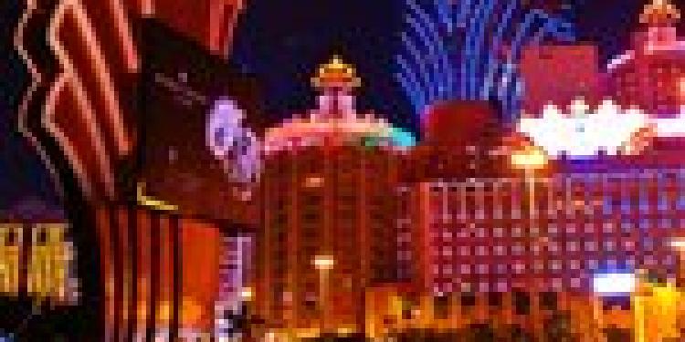 Macau Casino Operators Alarmed as Government Mulls Electronic Table Game Cap