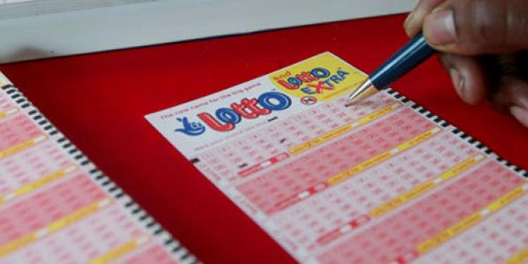 Scam Victim Travels 1,000 Miles to Claim Fake Lotto Win