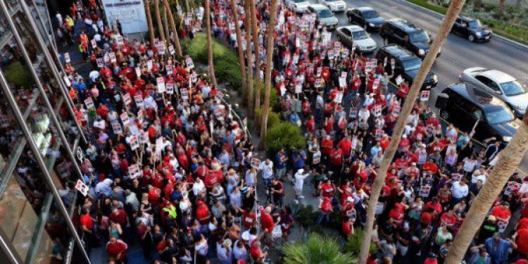 Las Vegas Casinos Reach Agreement to Prevent Workers’ Union Strike