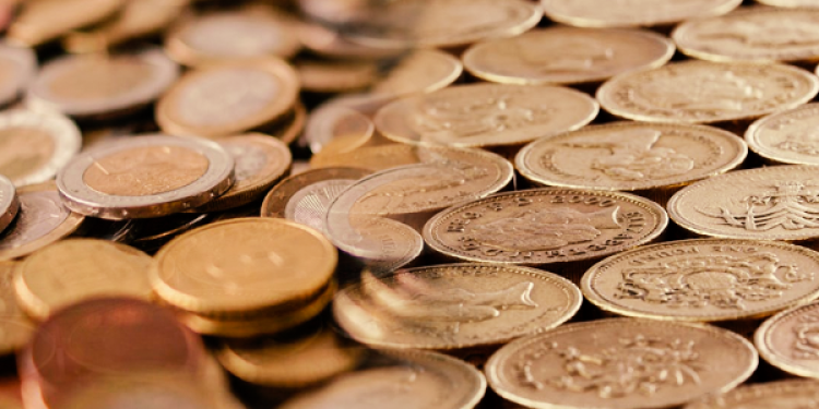 Forecasts Show the Value of Pound Sterling to Fall Below Euro