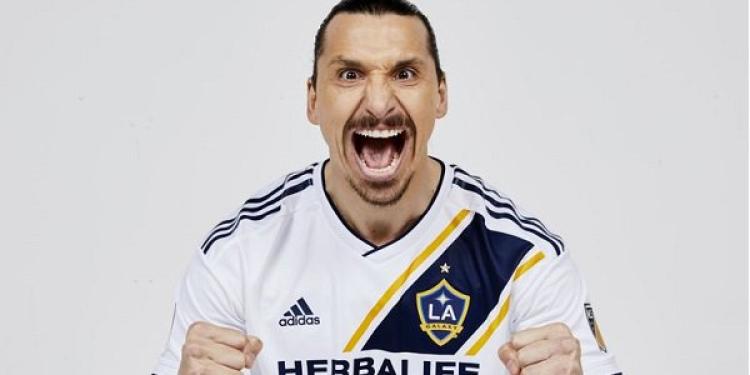 Zlatan Ibrahimovic Says Goodbye to Man United After Signing for LA Galaxy