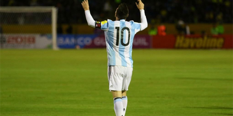 Diego Maradona Tells Lionel Messi to Enjoy Himself at the 2018 World Cup in Russia