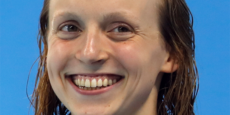 Swimmer Takes Lead in the ESPY Best College Athlete 2018 Odds