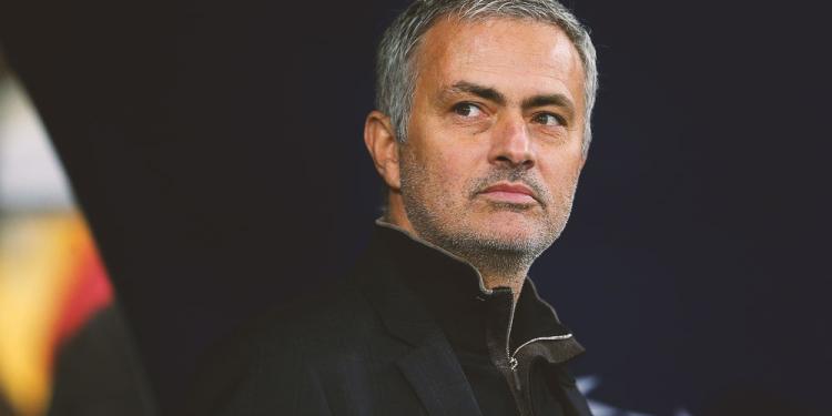 Top 3 Managers to Replace Mourinho