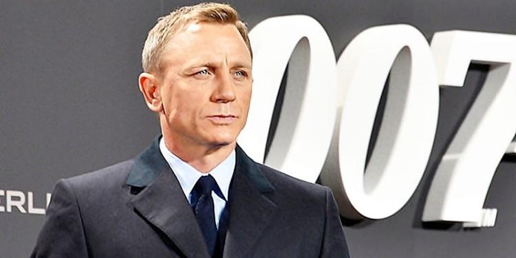 James or Jane: Bet on the Next Bond Gender after Daniel Craig