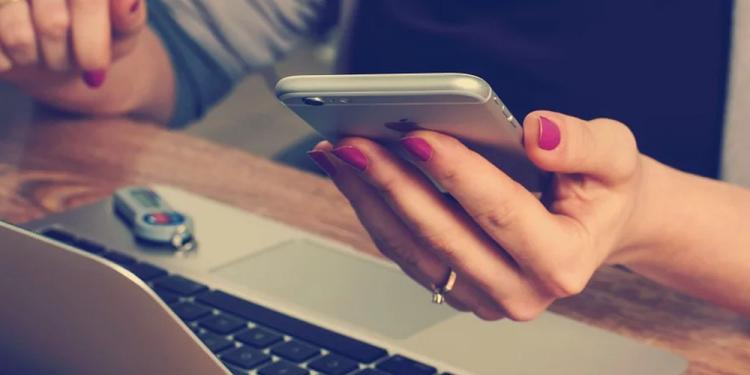 Why Play Casino Games On A Mobile Device?