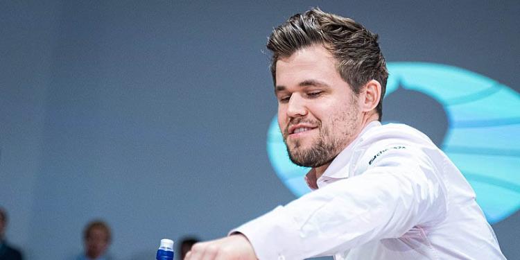 Chess Grandmaster Magnus Carlsen Special Odds