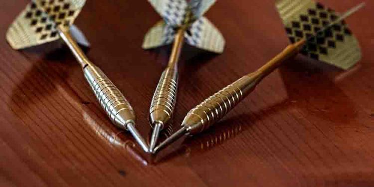 How To Bet on Darts with Outright, Side and Live Betting Markets
