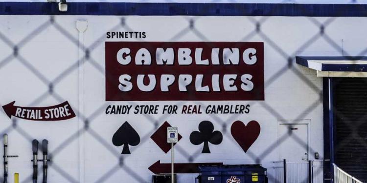 Follow What Best Gamblers Do!