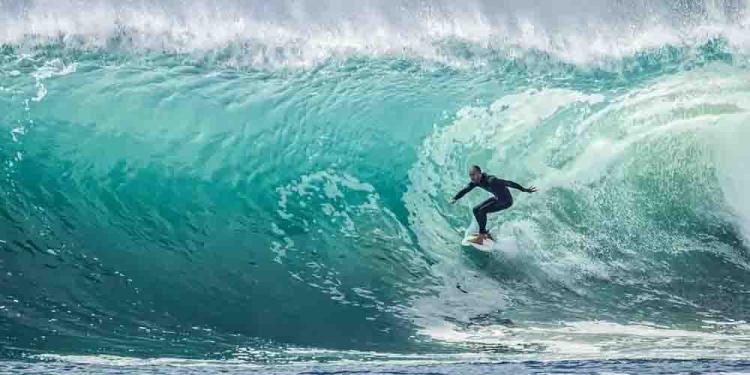 Newcastle Cup Women Odds Suggest a Tight Surfing Race