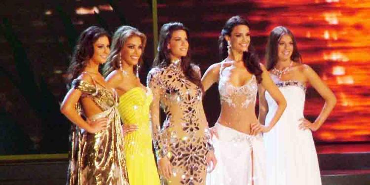 4 of the Most Dramatic Miss Universe Moments Ever