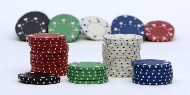 Indian Poker Explained: Tips from Pros
